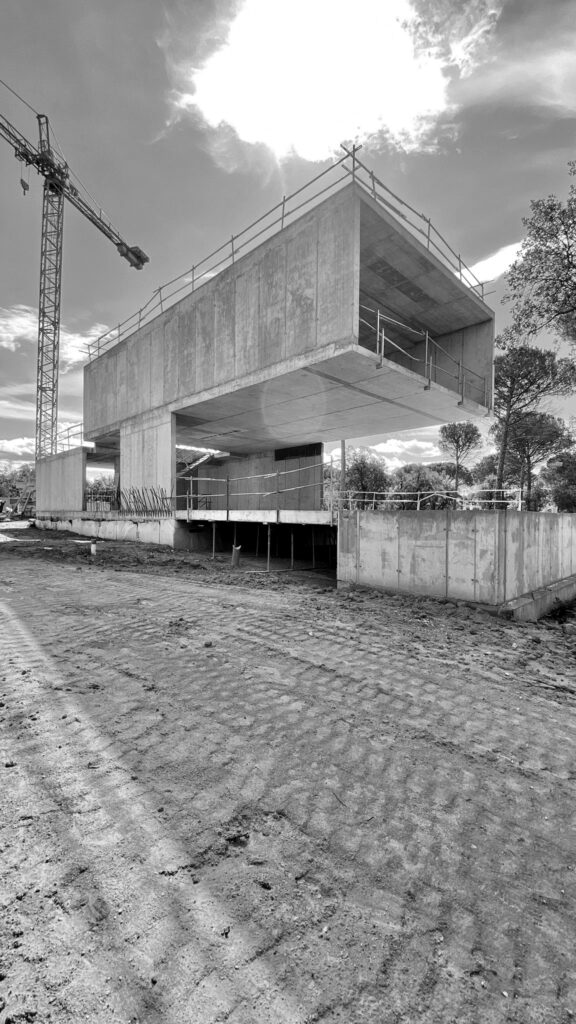 casa-en-el-lago-fran-silvestre-estructuras-singulares-01